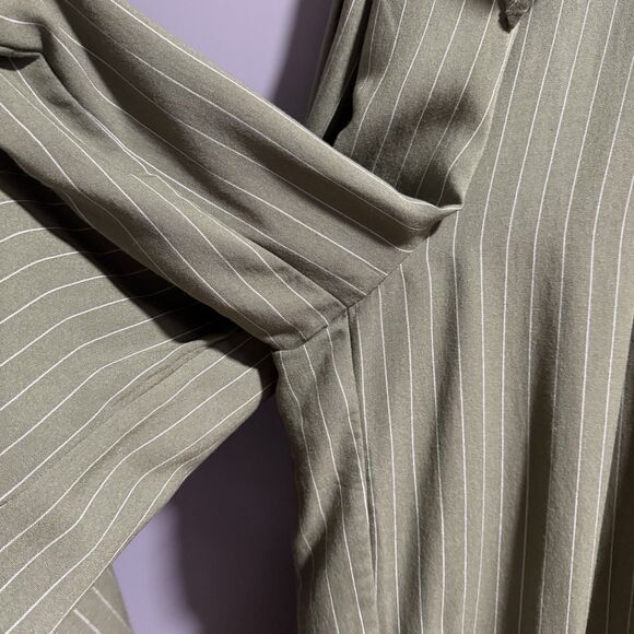 Flying Tomato Wide Leg Pinstripe Tie Front Keyhole Back Strap Jumpsuit Green XS - Picture 3 of 8